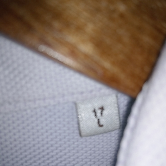 Peter Millar 17L Pastel Lavender Mens Dress Shirt - Picture 3 of 14